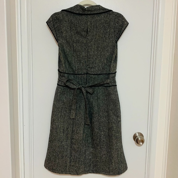 Damzels in this dress - Picture 2 of 3